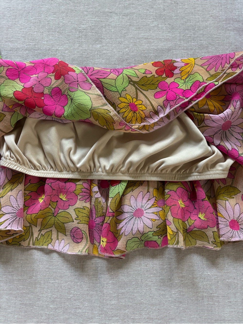 Show Me Your Mumu floral chiffon boho cropped top. - Picture 6 of 16